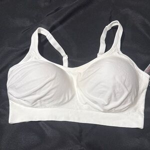 White Women's Intimate Bra UNDER OUTFIT 
SIZE 3XL brand new